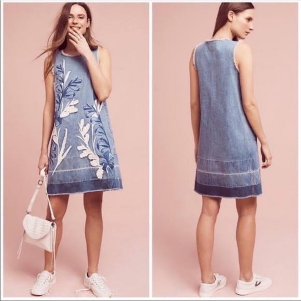 Holding Horses Anthropologie Dress Appliqué Denim Floral Size Medium Raw Hem
